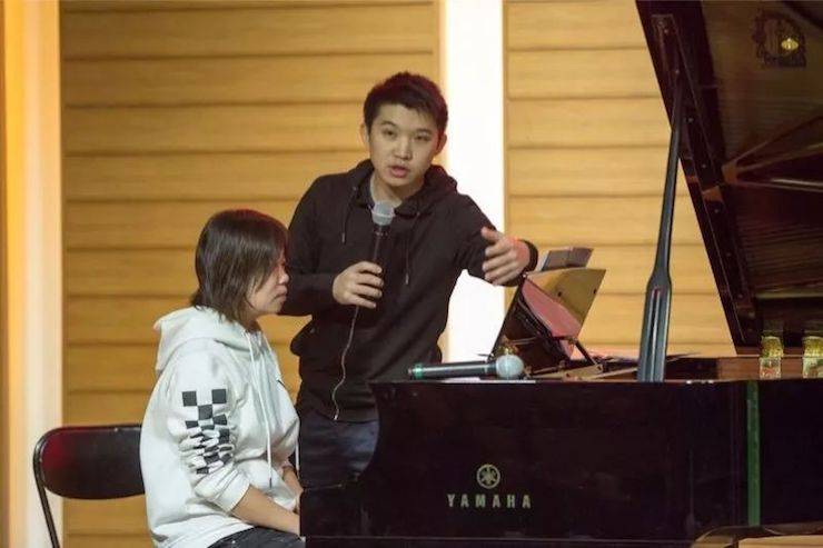【精彩回顾】2018yl6809永利亚洲音乐奖学金吉林艺术学院颁仪式--暨yl6809永利艺术家鲍释贤钢琴独奏音乐会及大师班圆满结束