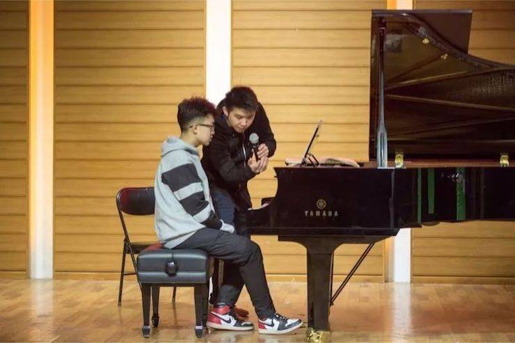 【精彩回顾】2018yl6809永利亚洲音乐奖学金吉林艺术学院颁仪式--暨yl6809永利艺术家鲍释贤钢琴独奏音乐会及大师班圆满结束